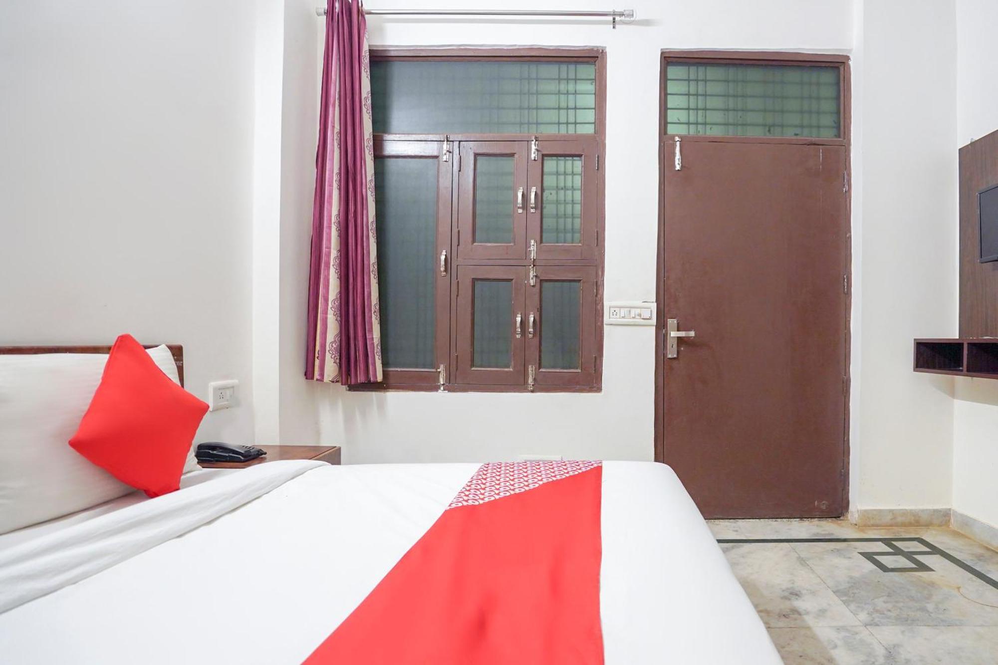 Hotel O Ratiram Palace By Wamson Kālkāji Devi Extérieur photo