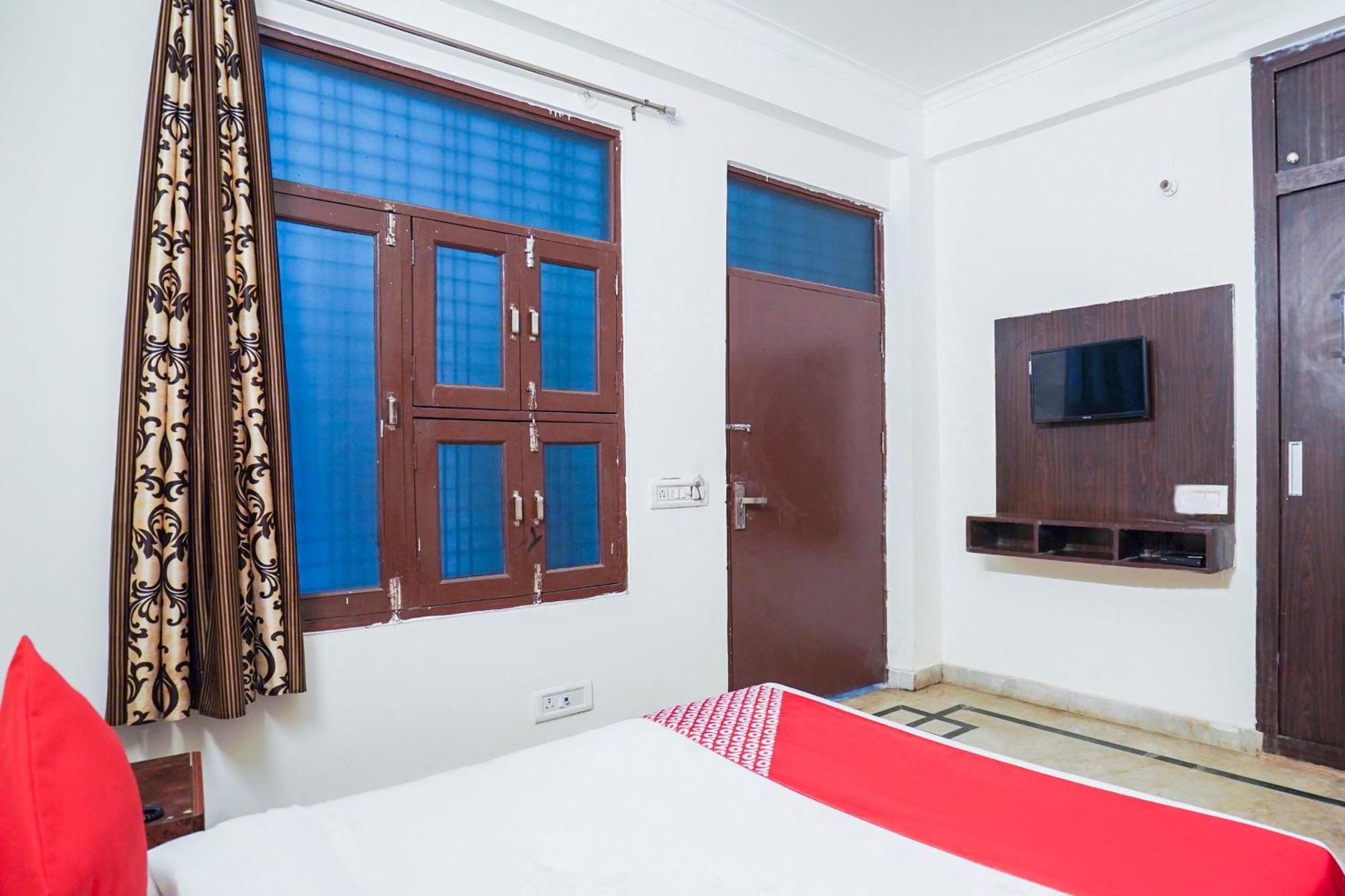 Hotel O Ratiram Palace By Wamson Kālkāji Devi Extérieur photo